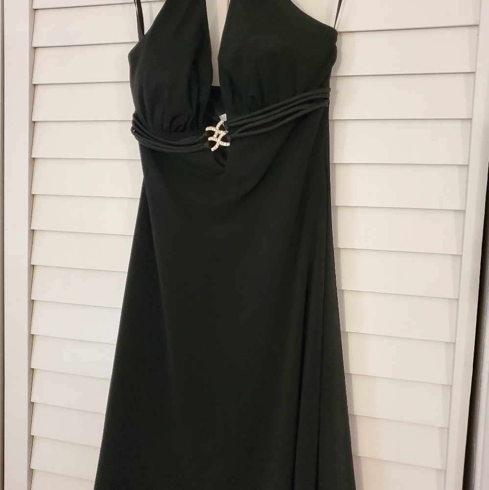 Evening Betsy & Adam Black Dress